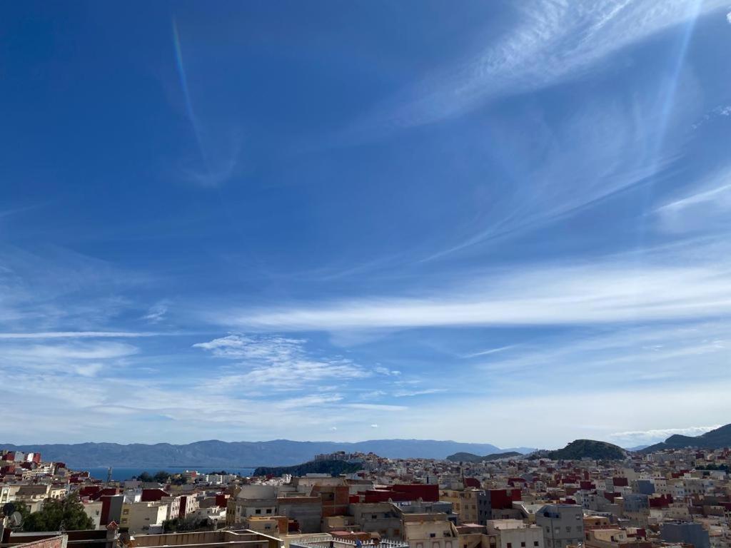 Appartement Proche De La Corniche 胡塞马 外观 照片